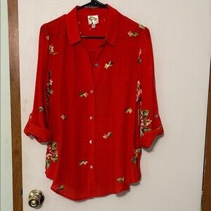 Fig & Flower Floral Embroidered Red Button-Up Blouse Size Medium